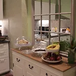Alojamento de Acomodação e Pequeno-almoço Aitna 4*