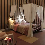 Aitna Bed & Breakfast 4*
