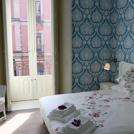 Alojamento de Acomodação e Pequeno-almoço Aitna 4*