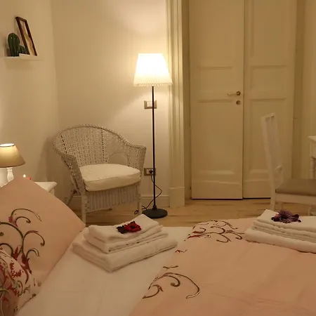 Aitna فندق مبيت وإفطار كاتانيا